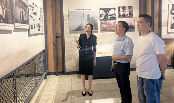 传承红色基因 汲取奋进力量——康姿百德集团董事长李银祥应邀赴萍乡安源景区考察交流