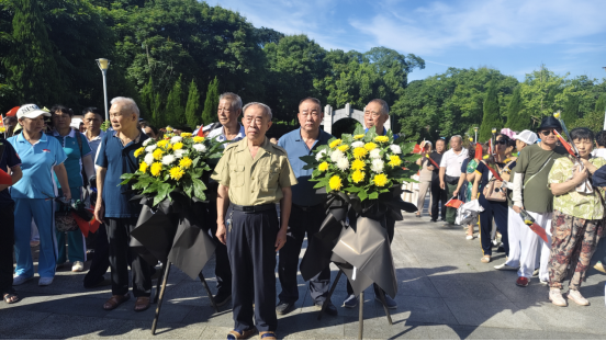 八一建军节，湖南益阳、云南昆明、湖北仙桃康姿百德专卖店共同庆祝中国人民解放军建军99周年